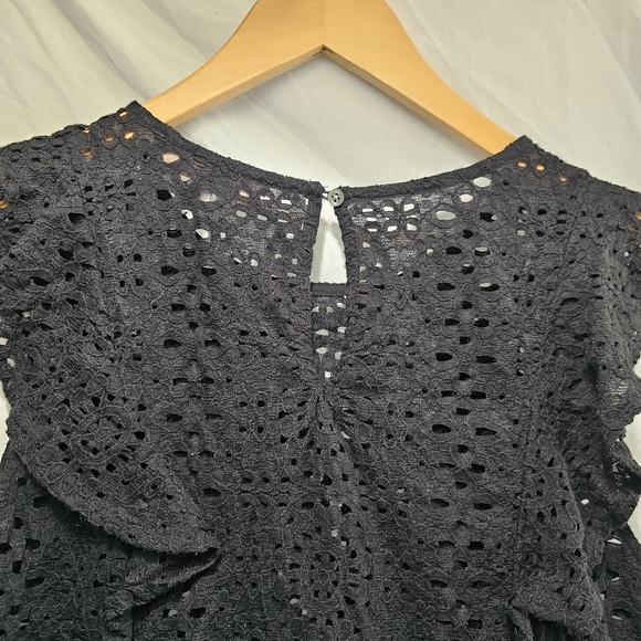 The Loft Black Lacy Top Size Large - Picture 5 of 6